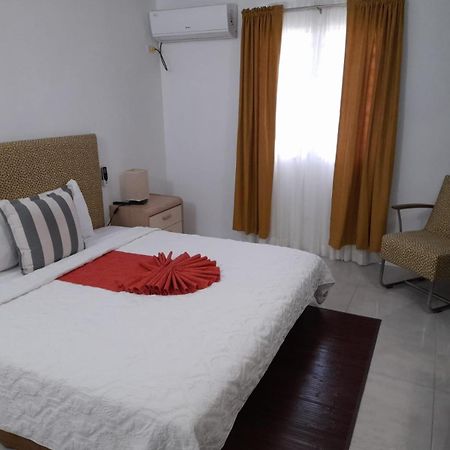 Cattleya Flor Hotel Oranjestad  外观 照片