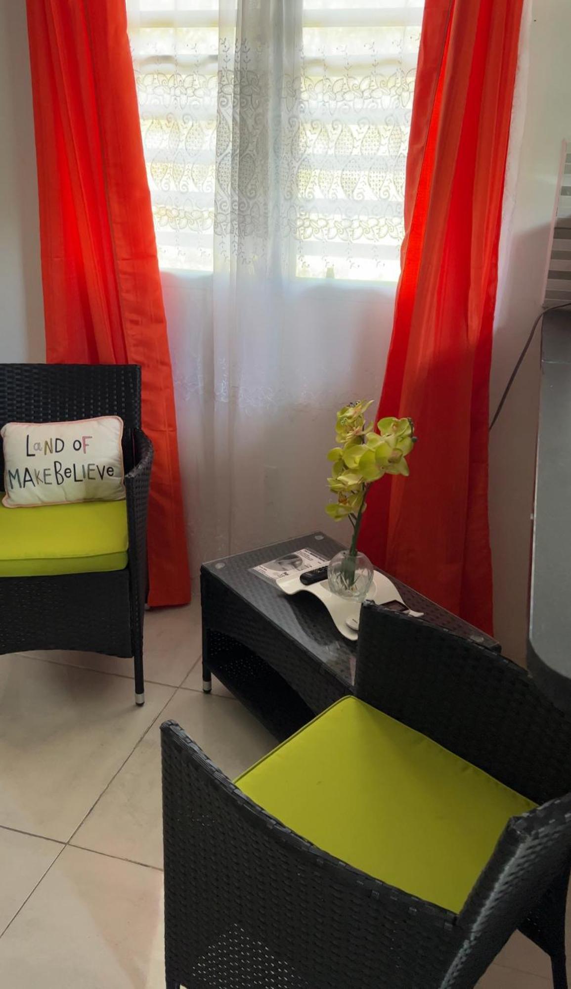 Cattleya Flor Hotel Oranjestad  外观 照片